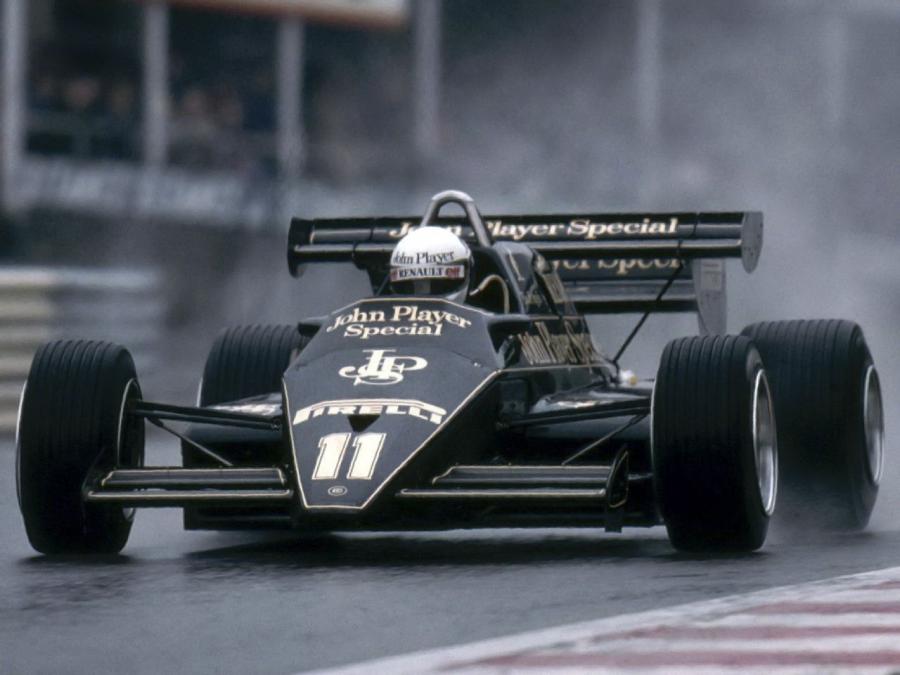  Lotus 93T 1983 года  (фото 2 из 3)